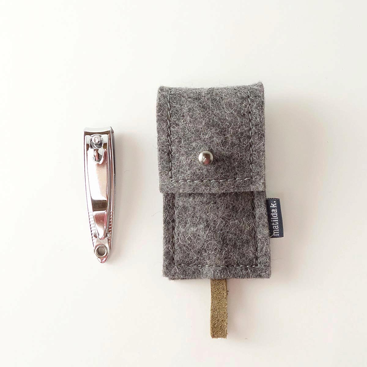Etui Aus Wollfilz Mit Nagelknipser Dunkelgrau Braun Matilda K