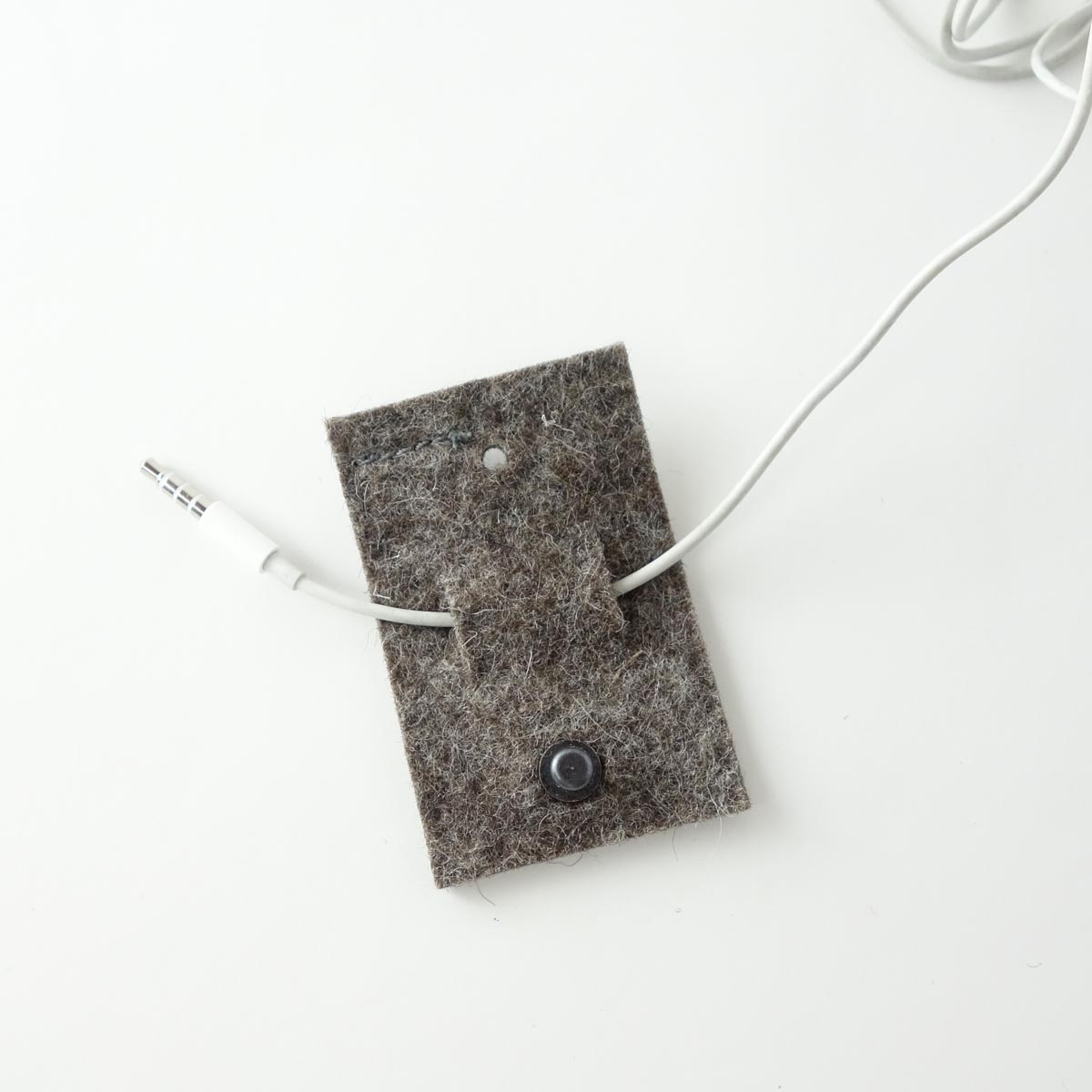 Kabelbinder Minimalistisch Aus Wollfilz Matilda K9 Kabelbinder Aus wollfilz Minimalistisch matilda k