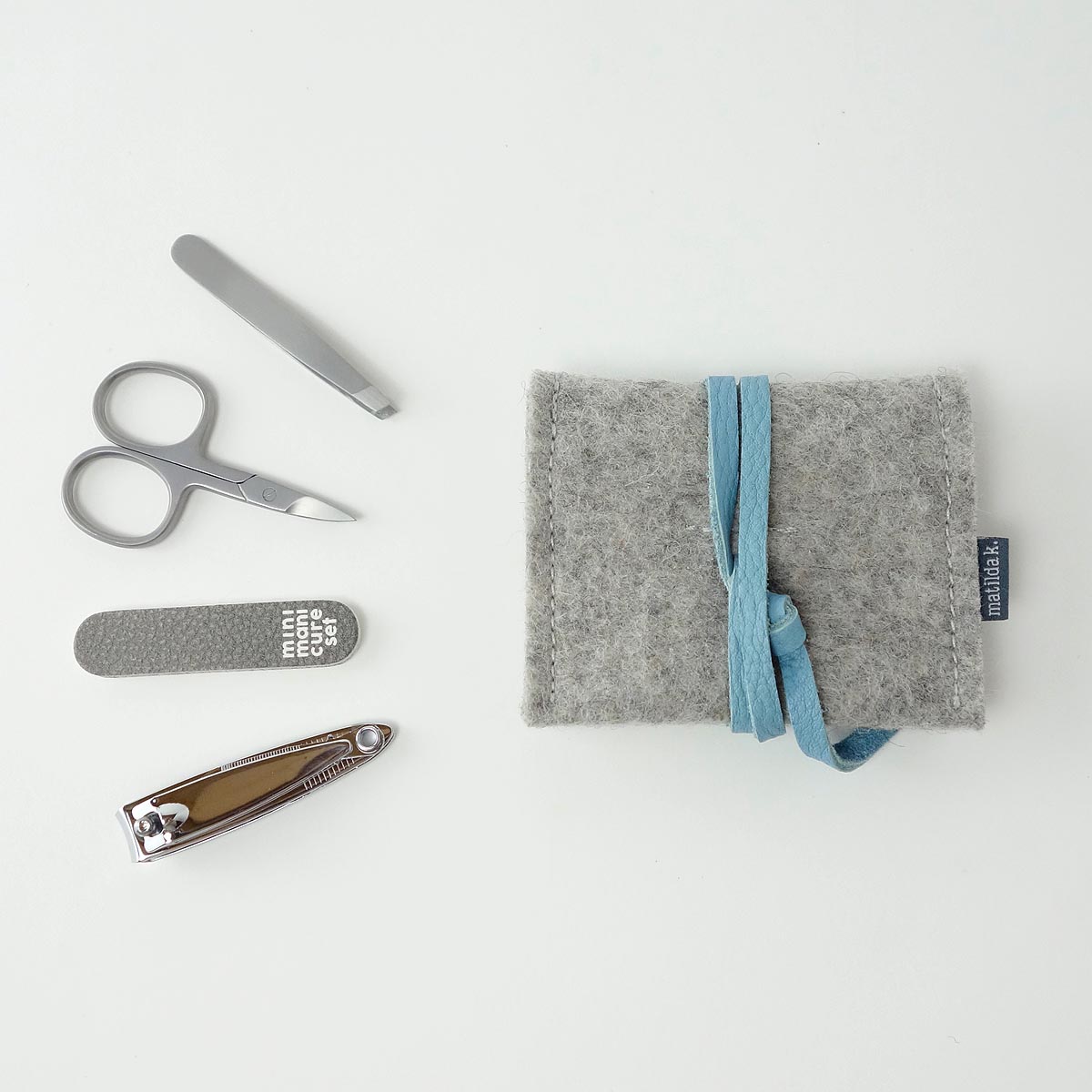 Mini Manikuere Set Jacob Aus Wollfilz Hellgrau Lederband Hellblau Matilda K