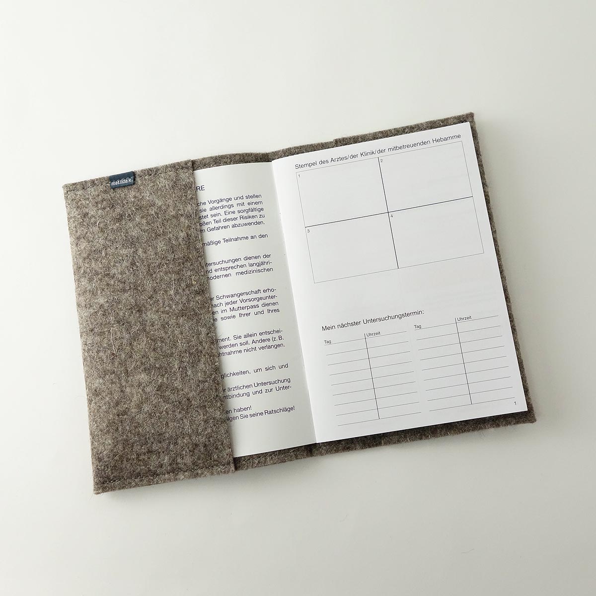 Umschlag Mutterpass Minimlistisch Aus Wollfilz Braun Mit Applikation Hellgrau 4 Umschlag Mutterpass Minimlistisch Aus Wollfilz Braun Mit Applikation Hellgrau