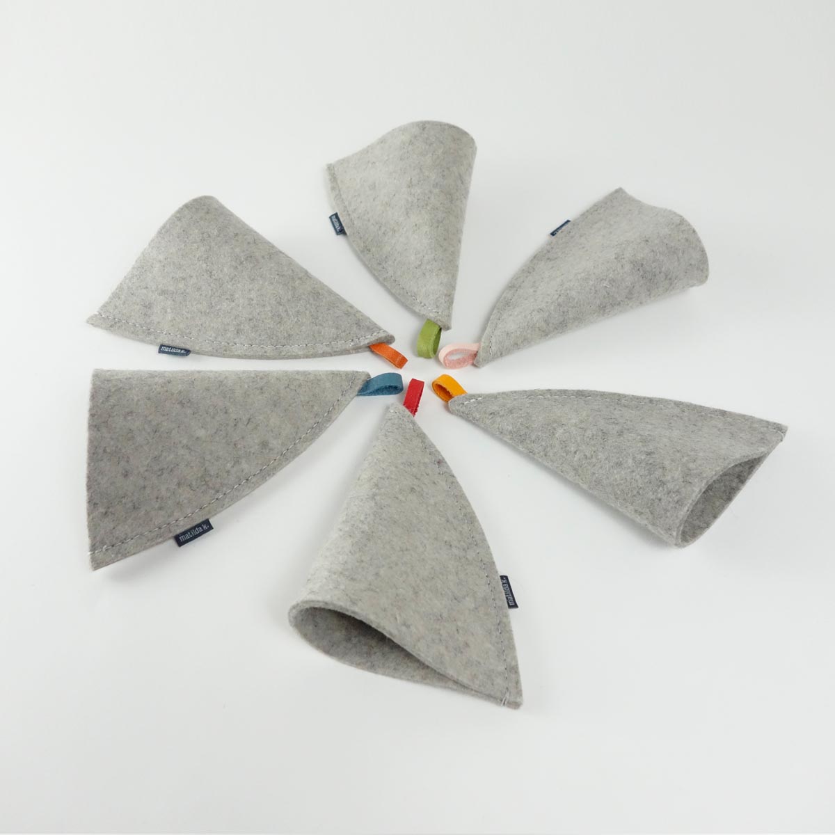 Eierwaermer Eierhuetchen Minimalistisch Lilli Aus Wollfilz Matilda K 02 eierwaermer-eierhuetchen-minimalistisch-lilli-aus-wollfilz-matilda-k