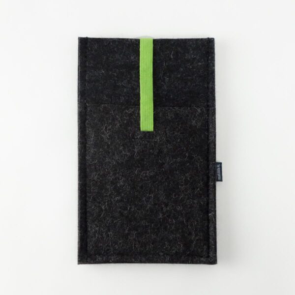 handyhuelle-mit-einstecktasche-aus-wollfilz-klein-anthrazit-mit-gummiband-gruen-matilda-k-01