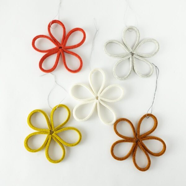Blueten Aus Wollfilz 5 Orange Curry Karamell Marmor Weiss Matilda K